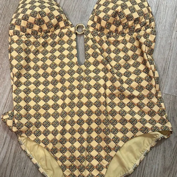 Tory Burch ring holder swim one piece XL - Picture 3 of 5